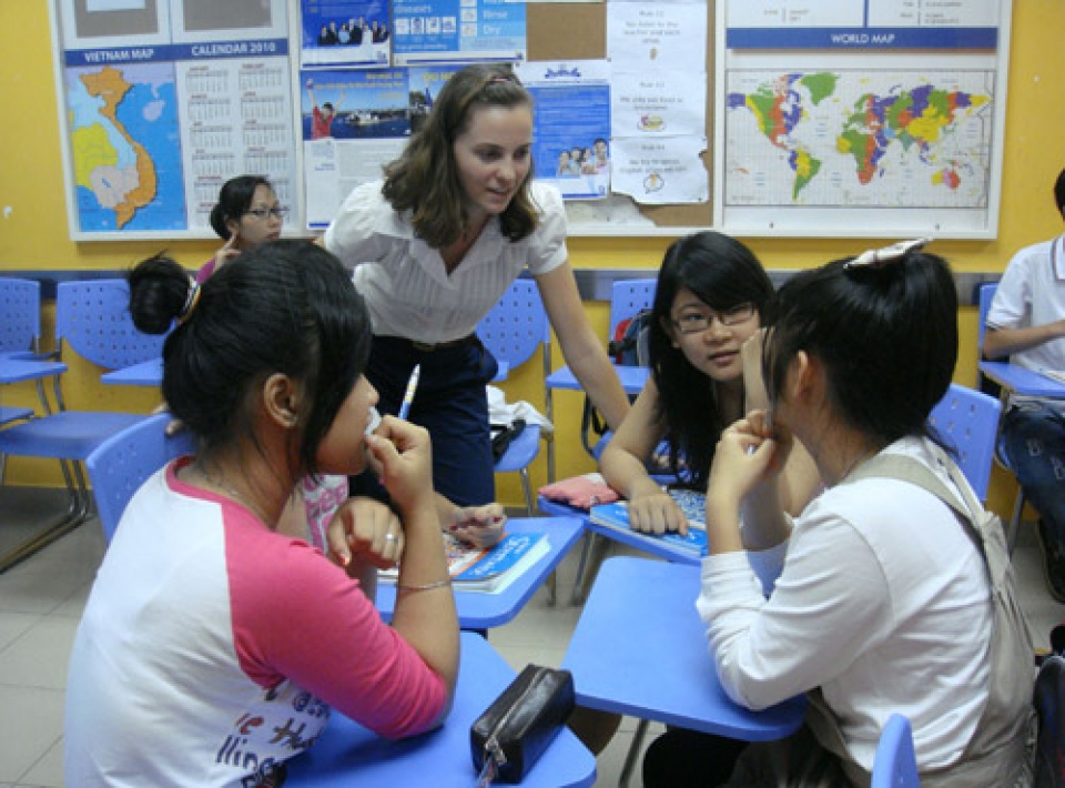 vietnam ranks 34 in global english proficiency index