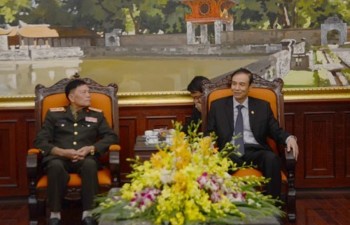 Lao veterans welcomed in Ha Noi