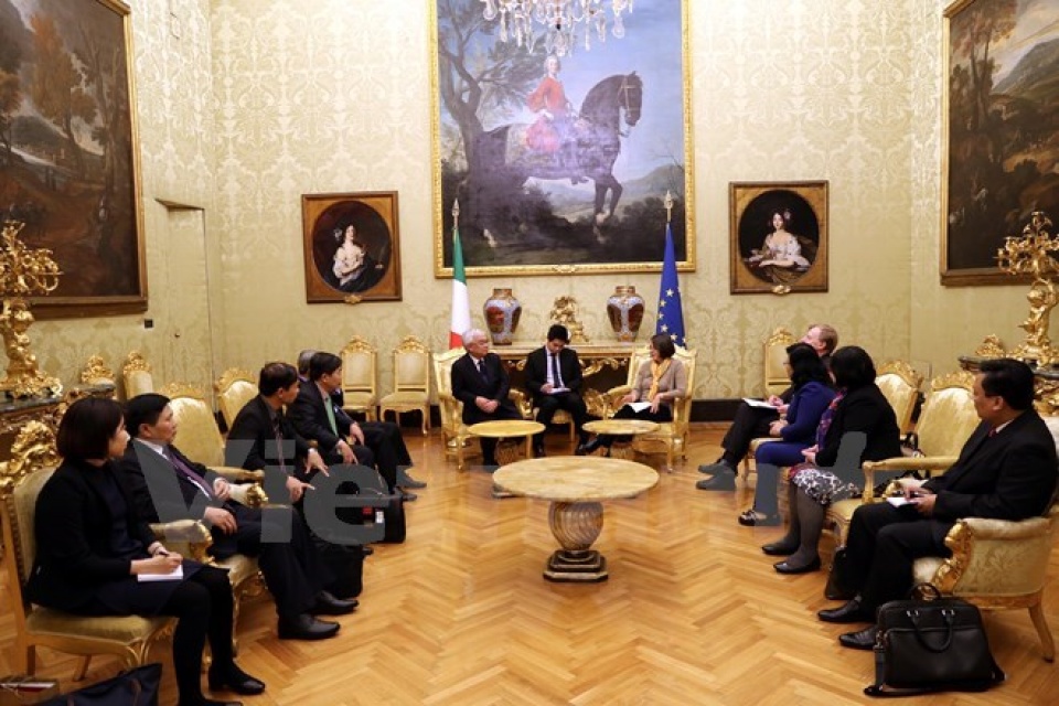 vietnam italy agree to boost friendship legislative ties