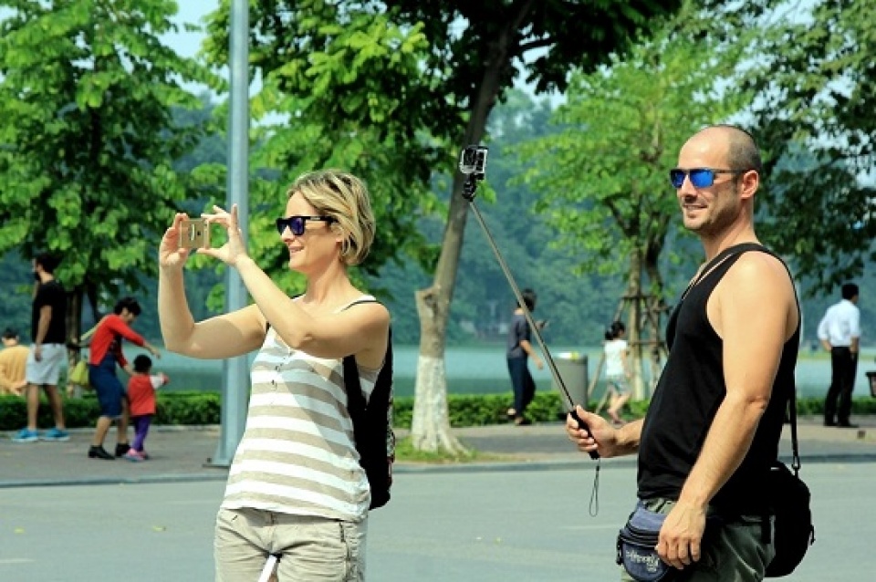 ha noi meets tourism target