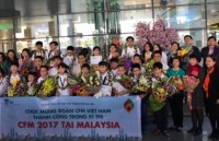 ha noi student wins 264000 scholarship from us university