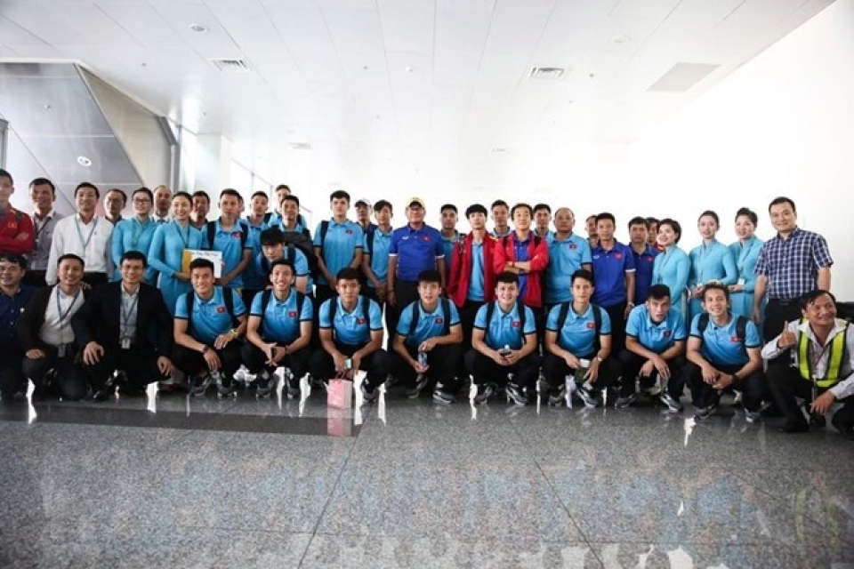 vietnam airlines increases flights to malaysia for football fans