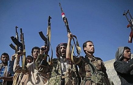 Phiến quân Houthi tuyên bố không liên quan đến chiếc tàu chở tên lửa Iran