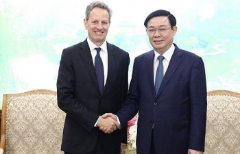 Vietnam committed to opening door in service sector