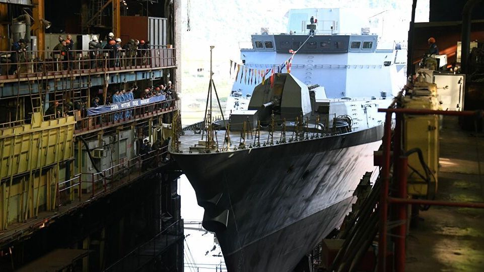 Hải quân Nga được trang bị thêm tàu chiến, khí tài