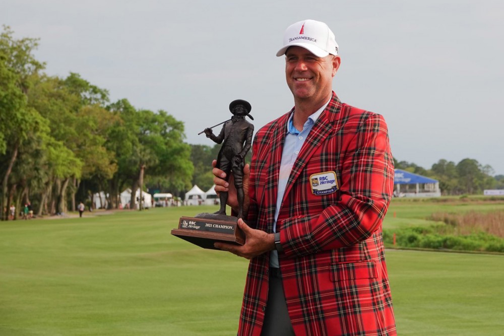 Stewart Cink  vô địch hai sự kiện PGA Tour trong cùng một mùa giải