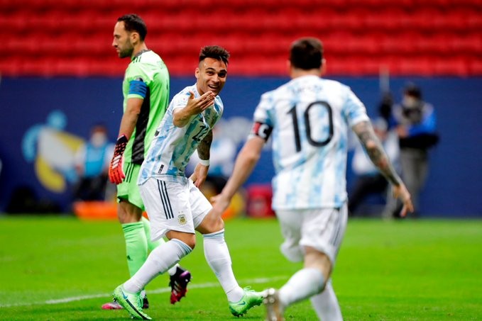 Đôi cánh Messi đưa Argentina bay cao vào chung kết Copa America