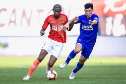 Cầu thủ Trung Quốc hy vọng không 'đột tử' trên sân với lịch thi đấu mới