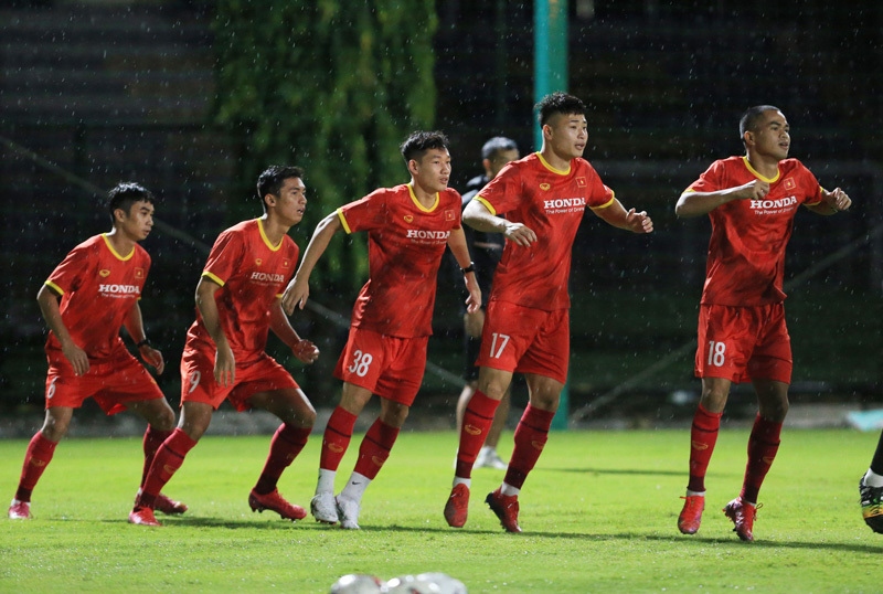 U22 Việt Nam tập luyện chuẩn bị cho vòng loại U23 châu Á 2022