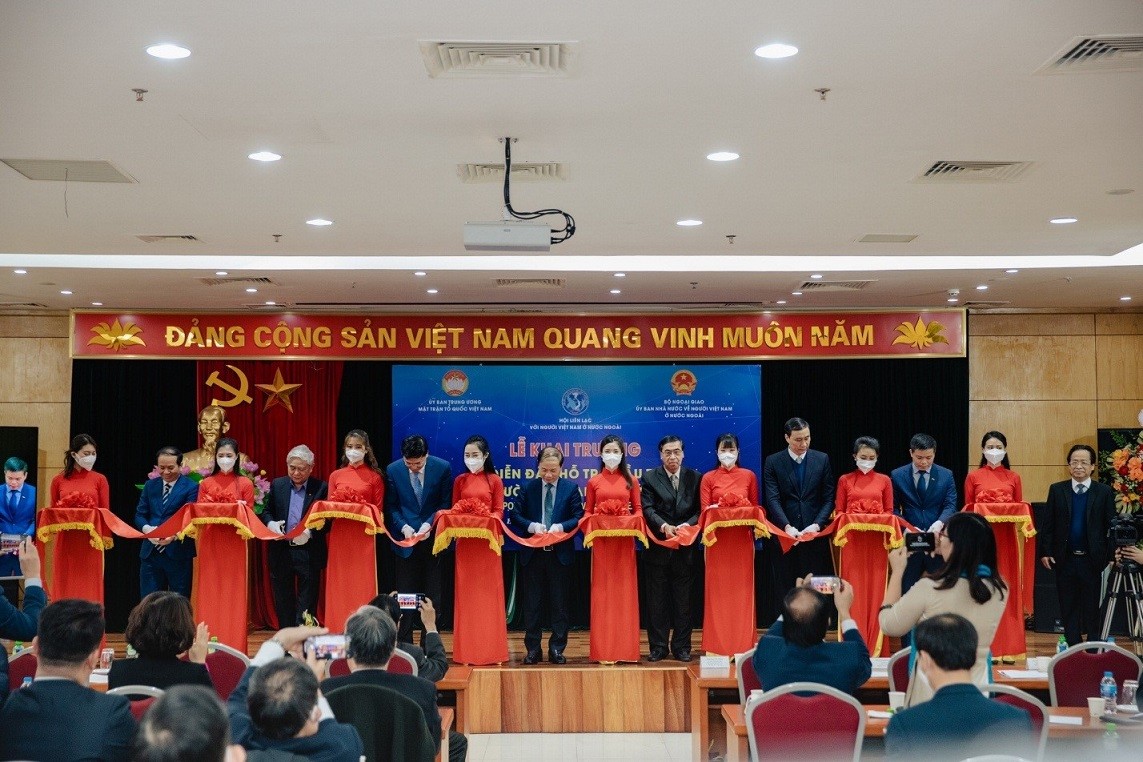 Diễn đàn Hỗ trợ đầu tư cho người Việt Nam ở nước ngoài (INVESFOV) chính thức được thành lập