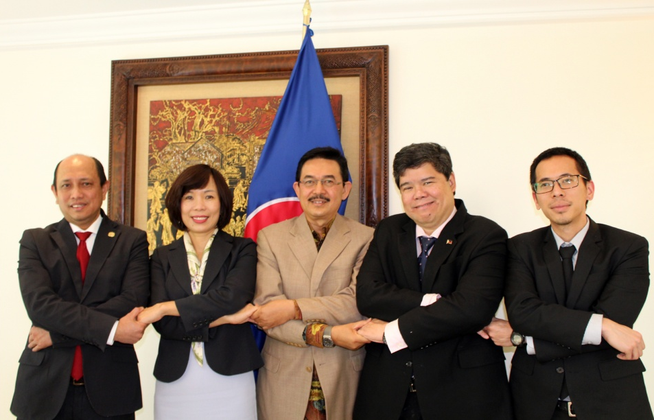 Bàn giao chức Chủ tịch Ủy ban ASEAN tại Mexico
