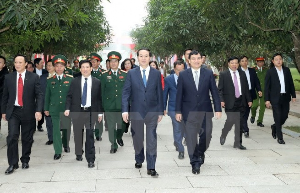 Chủ tịch nước thăm và chúc Tết tại Bộ Tư lệnh Quân khu 4