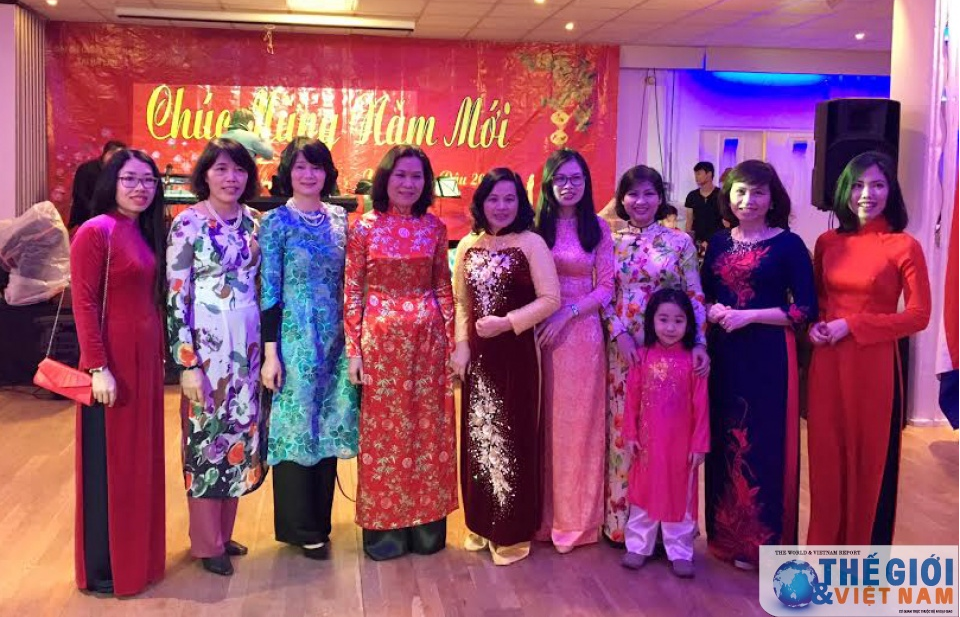 Cộng đồng người Việt tại Hà Lan mừng Xuân Đinh Dậu