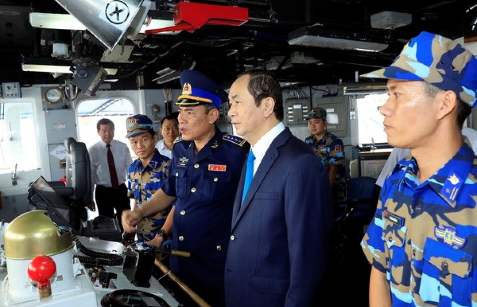 Chủ tịch nước thăm, chúc Tết chiến sỹ vùng Cảnh sát biển 3