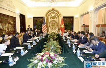 Vietnam, US talk political, security, defence matters