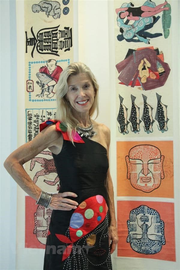 Bà Suzanne Lecht, một chuyên gia về nghệ thuật. (Ảnh: NVCC)