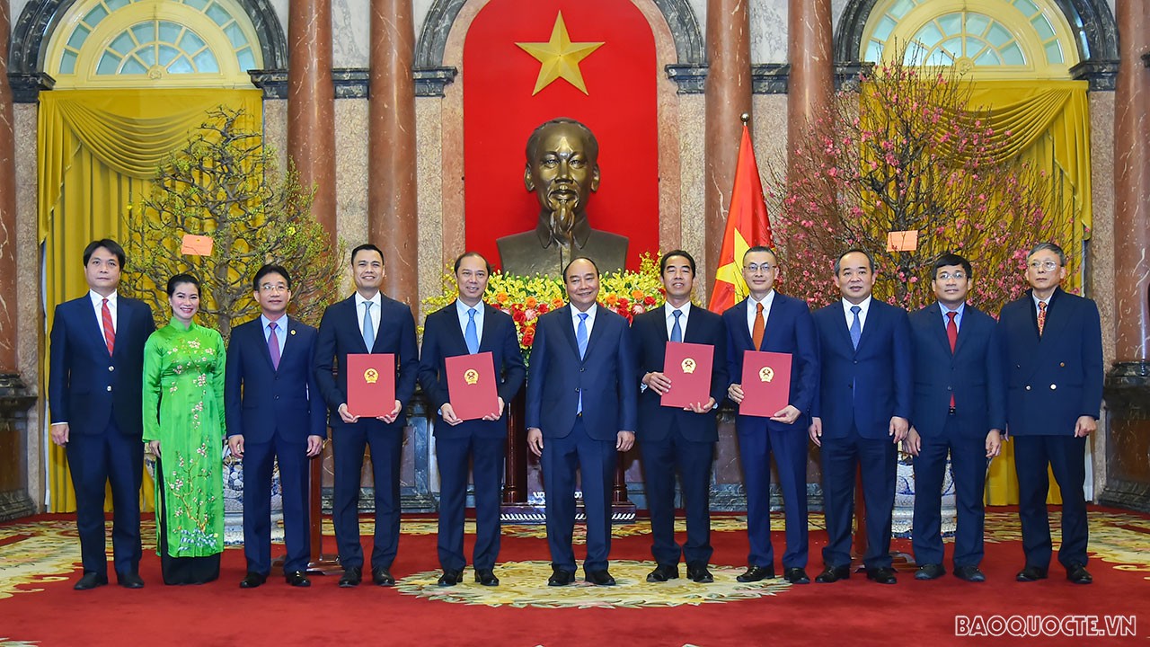 Toàn cảnh Chủ tịch nước trao quyết định bổ nhiệm Đại sứ Việt Nam tại nước ngoài nhiệm kỳ 2022-2025