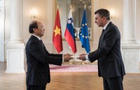 pho thu tuo ng pha m bi nh minh tie p bo truo ng pha t trie n kinh te va cong nghe slovenia
