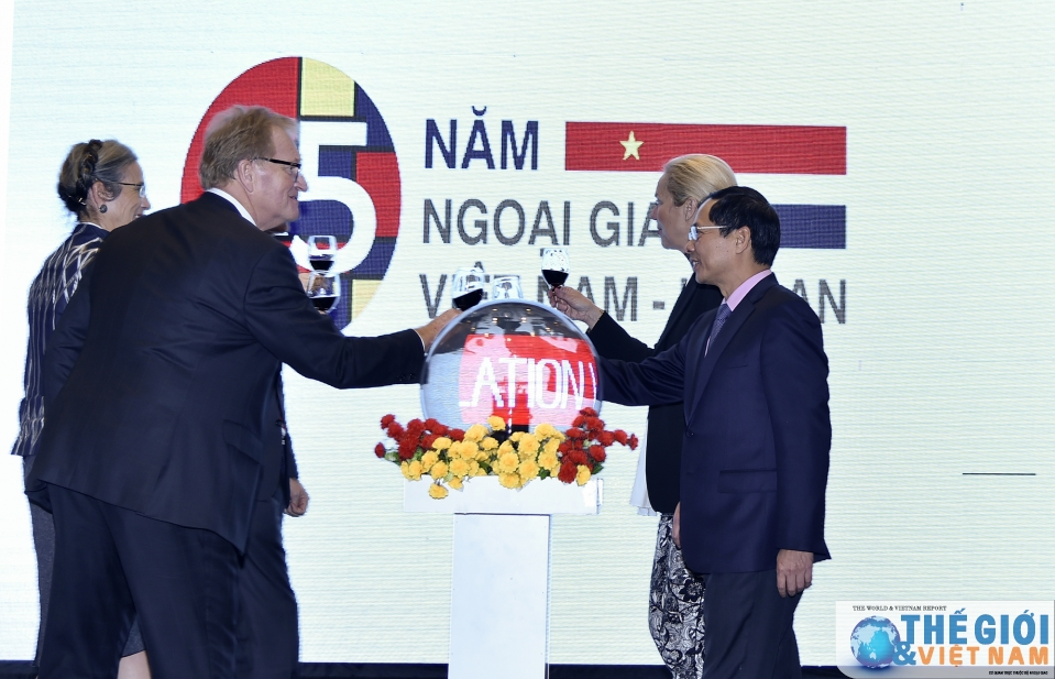 Công bố Logo cho các hoạt động kỷ niệm 45 năm quan hệ Việt Nam - Hà Lan