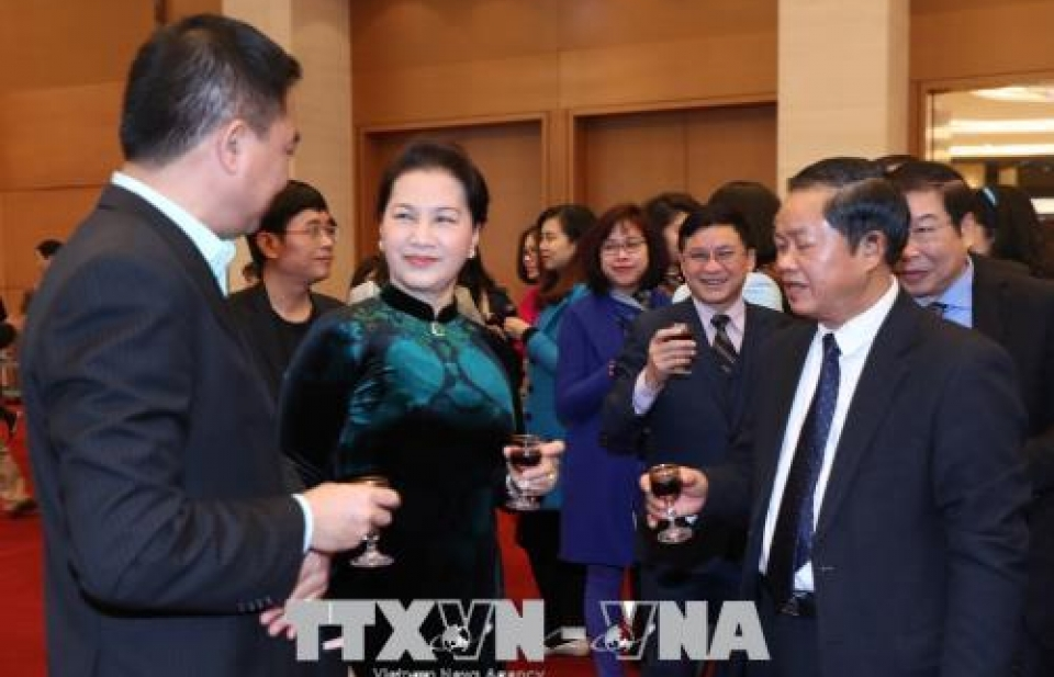 Chủ tịch Quốc hội Nguyễn Thị Kim Ngân chúc Tết Văn phòng Quốc hội