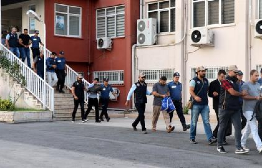 Thổ Nhĩ Kỳ tiếp tục bắt giữ hàng trăm sỹ quan nghi có liên quan tới giáo sĩ F.Gulen