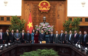 Thủ tướng Nguyễn Xuân Phúc gặp mặt các trưởng cơ quan đại diện Việt Nam chuẩn bị lên đường nhận nhiệm vụ