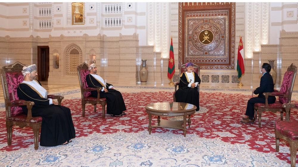 Đại sứ Vũ Viết Dũng trình Ủy nhiệm thư lên Quốc vương Oman Haitham bin Tarik