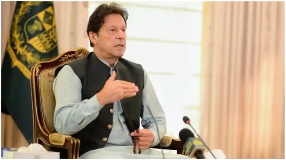Thủ tướng Pakistan Imran Khan đã hoan nghênh việc khôi phục lệnh ngừng bắn với Ấn Độ dọc Ranh giới Kiểm soát (LoC) ở khu vực tranh chấp Kashmir. (Nguồn: zeenews.india.com)
