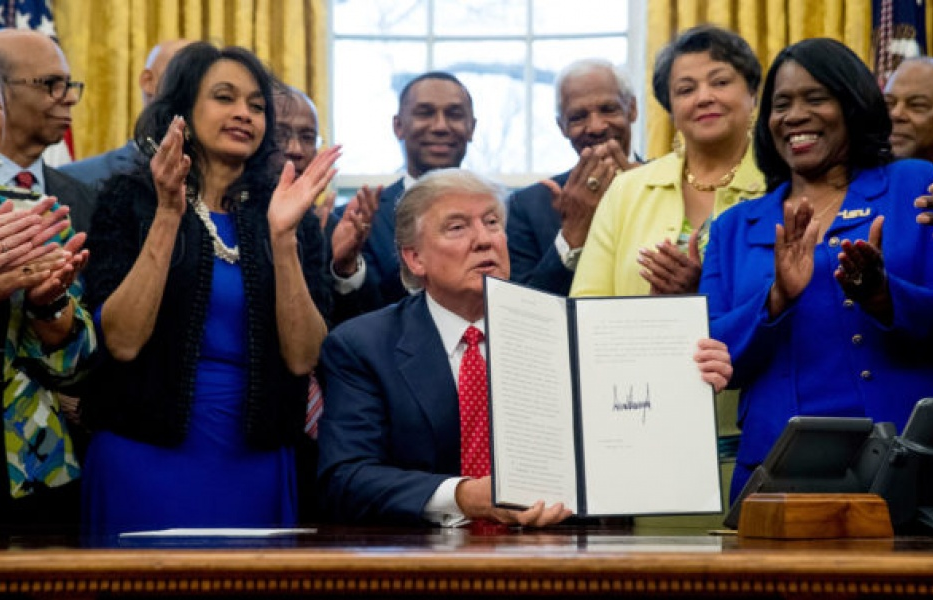 Tổng thống Mỹ ký sắc lệnh hỗ trợ các trường đại học dành cho người da màu