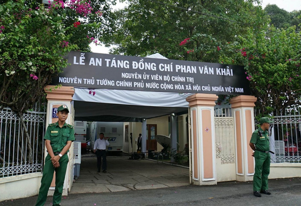 to chuc trong the le tang nguyen thu tuong phan van khai