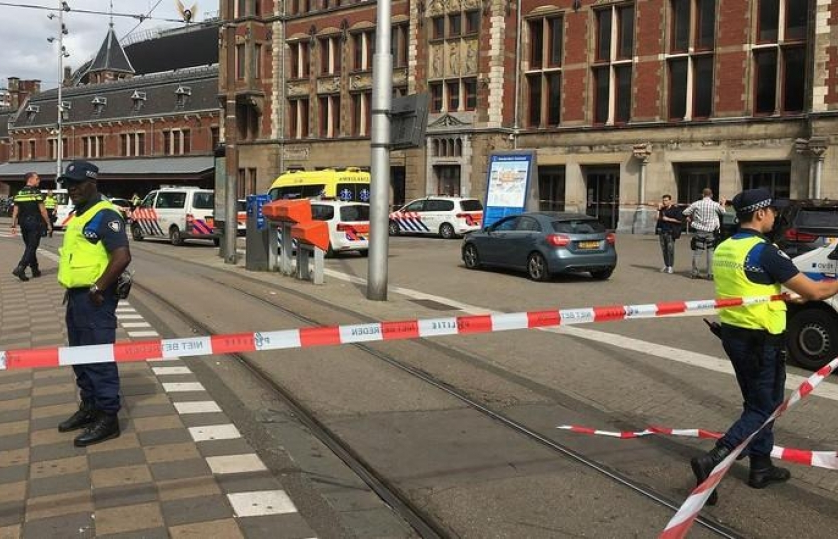 Ít nhất một nghi can vụ nổ súng tại Hà Lan đang chạy trốn