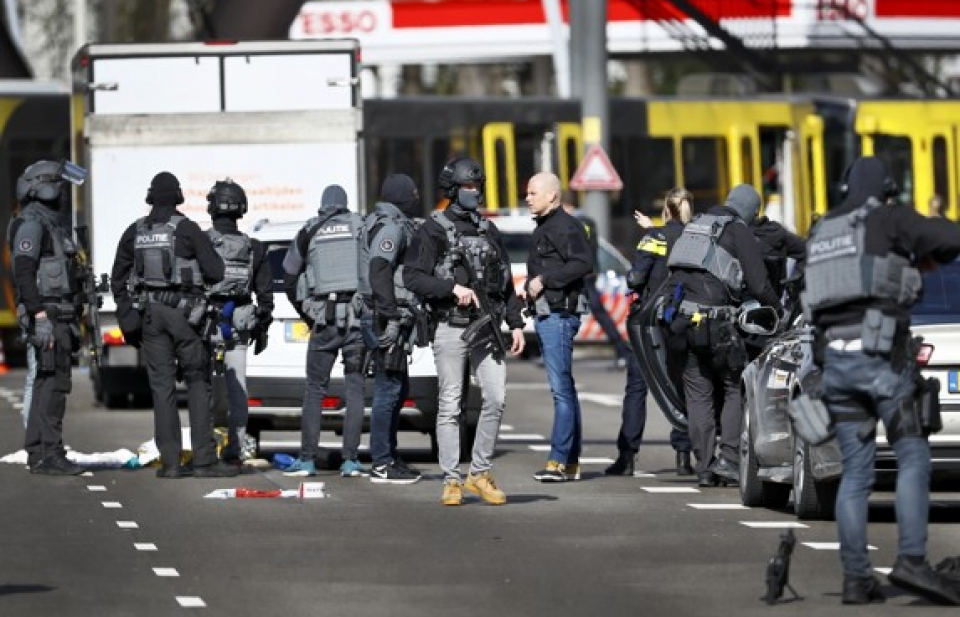 Ba người chết trong vụ xả súng ở Utrecht, Hà Lan truy lùng hung thủ