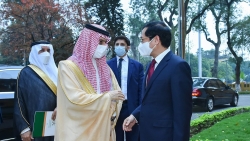 Bộ trưởng Ngoại giao Bùi Thanh Sơn đón, hội đàm với Bộ trưởng Ngoại giao Saudi Arabia Faisal bin Farhan Al Saud