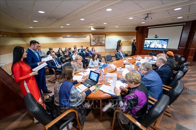 Lần đầu tiên Học viện Ngoại giao Quốc gia Moscow tổ chức cuộc thi phiên dịch tiếng Việt toàn Nga