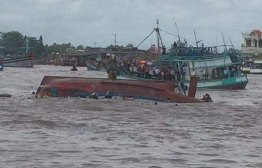 Chính phủ chỉ đạo cứu nạn vụ chìm tàu tại Bạc Liêu