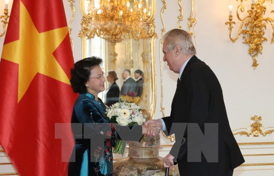 Chủ tịch Quốc hội Nguyễn Thị Kim Ngân hội kiến Tổng thống CH Czech