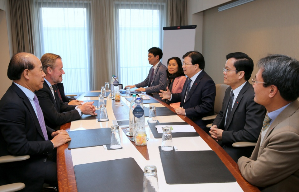 Phó Thủ tướng thăm và làm việc với Viện Deltares, Công ty NACO