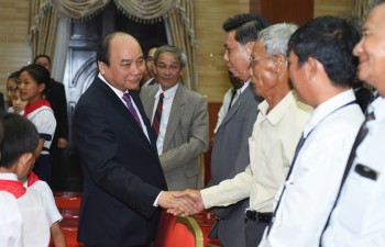 Thủ tướng Nguyễn Xuân Phúc thăm bà con kiều bào tại Campuchia