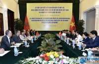 na leader meets vietnamese embassy staff community in morocco