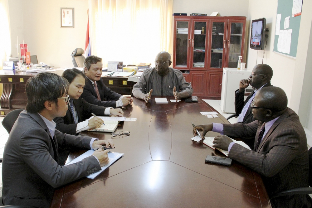Tăng cường phát triển hợp tác kinh tế thương mại Việt Nam - Gambia