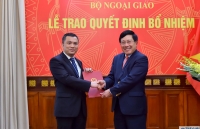 trao quyet dinh bo nhiem dai su viet nam tai nuoc ngoai nhiem ky 2020 2023 lan thu nhat