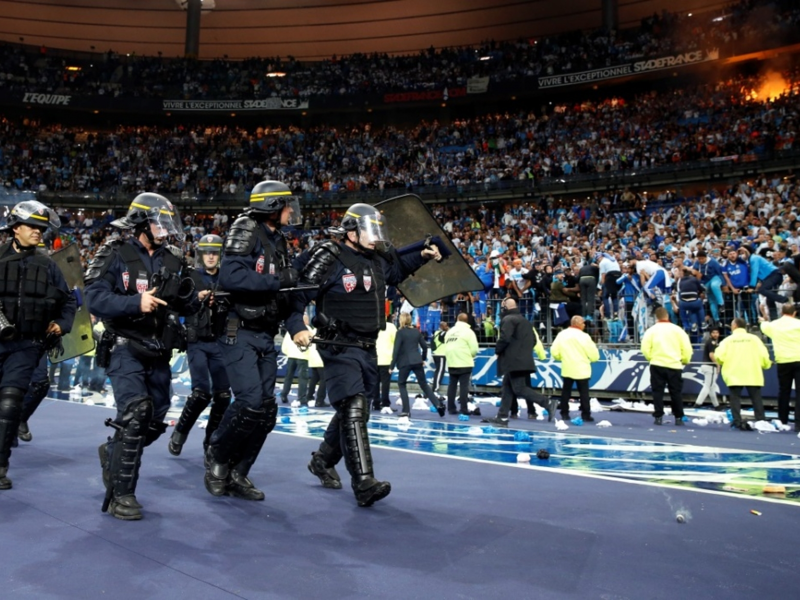 Pháp: Triển khai hơn 60.000 cảnh sát cho EURO 2016