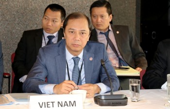 Vietnam supports Singapore as ASEAN Chair in 2018