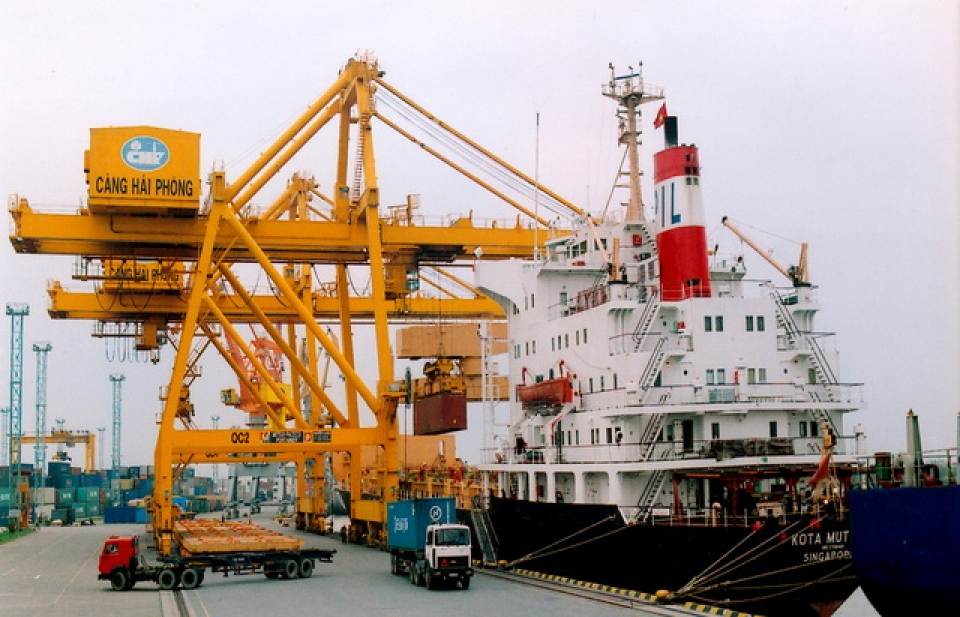 Xem xét điều chỉnh mức phí cảng Hải Phòng