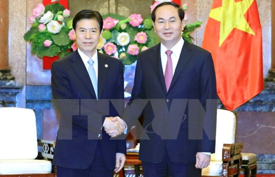 Chủ tịch nước Trần Đại Quang tiếp Bộ trưởng Thương mại Trung Quốc