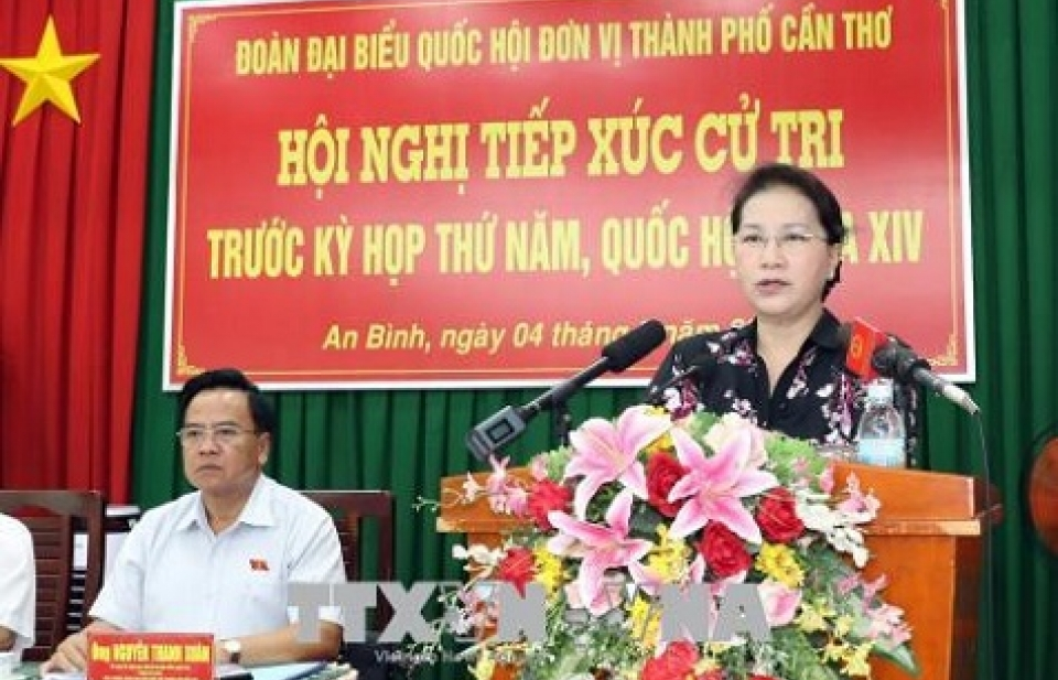Chủ tịch Quốc hội tiếp xúc cử tri tại quận Ninh Kiều, Cần Thơ