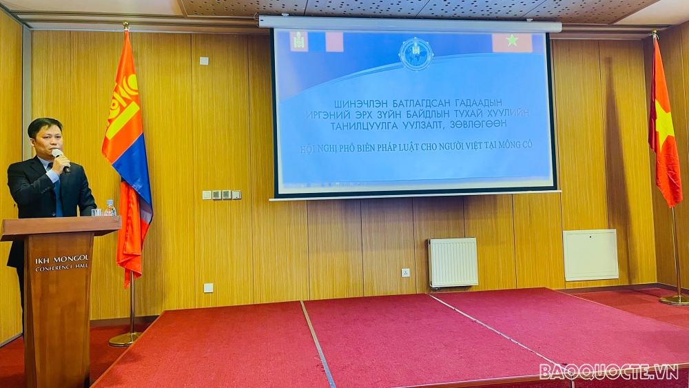 Hội nghị phổ biến pháp luật dành cho cộng đồng người Việt Nam tại Mông Cổ