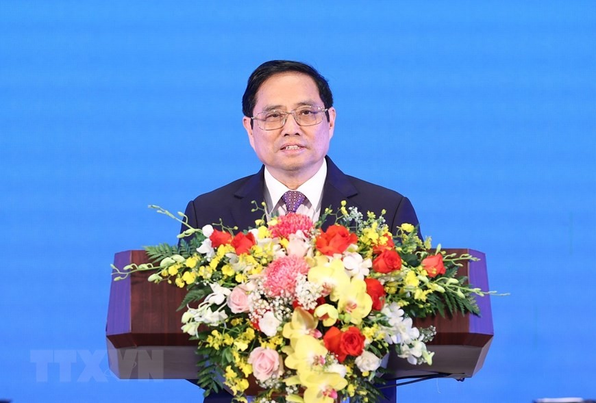 Thủ tướng Phạm Minh Chính chào mừng Thủ tướng Nhật Bản Kishida Fumio thăm chính thức Việt Nam. (Nguồn: TTXVN)