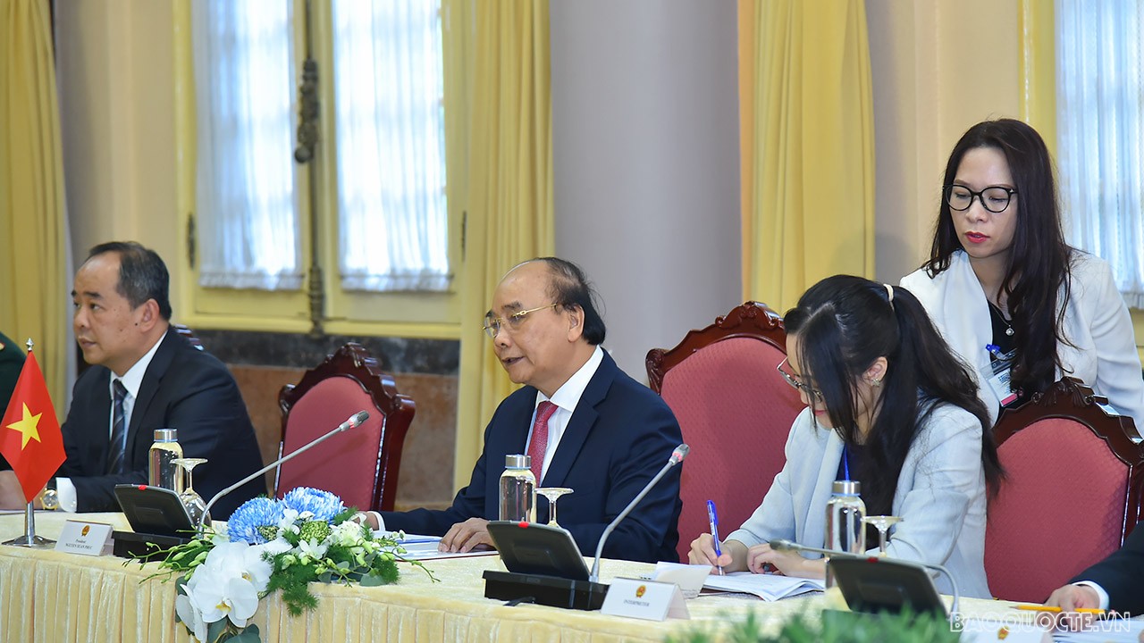 Tháng 11 năm ngoái (2021), Phó Chủ tịch nước Võ Thị Ánh Xuân đã thăm chính thức Hy Lạp. Trong cuộc gặp với Tổng thống Sakellaropoulou, hai bên nhất trí tăng cường trao đổi đoàn các cấp, hướng tới mở rộng quan hệ thương mại, đầu tư, văn hóa và du lịch song phương. Tháng 11 năm ngoái (2021), Phó Chủ tịch nước Võ Thị Ánh Xuân đã thăm chính thức Hy Lạp. Trong cuộc gặp với Tổng thống Sakellaropoulou, hai bên nhất trí tăng cường trao đổi đoàn các cấp, hướng tới mở rộng quan hệ thương mại, đầu tư, văn hóa và du lịch song