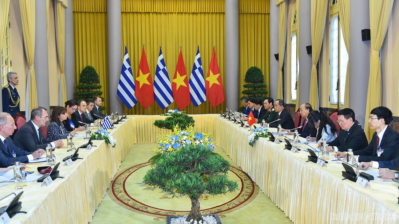 Toàn cảnh Lễ đón chính thức Tổng thống Hy Lạp Katerina Sakellaropoulou tại Phủ Chủ tịch Toàn cảnh Lễ đón chính thức Tổng thống Hy Lạp Katerina Sakellaropoulou tại Phủ Chủ tịch